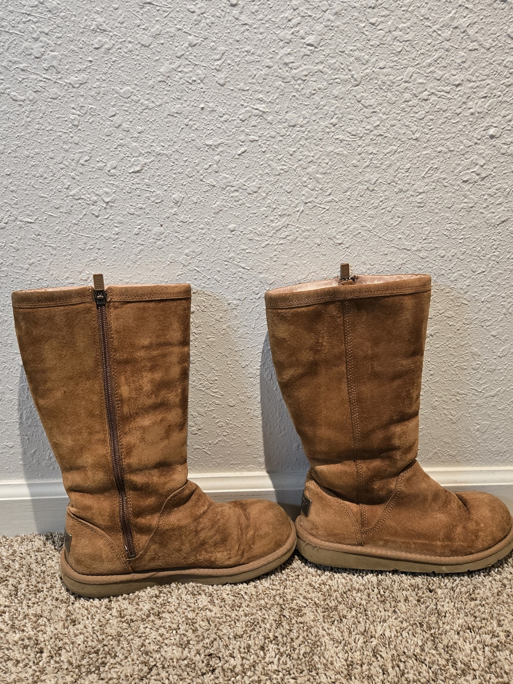 UGG Chestnut Brown Suede Mid-Calf Winter Boots Sz6